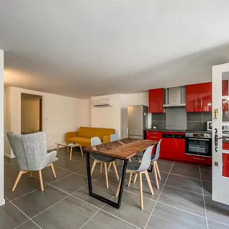 Apartment T2 Equipe A 2 Min De La Menage Inclus 1 *
